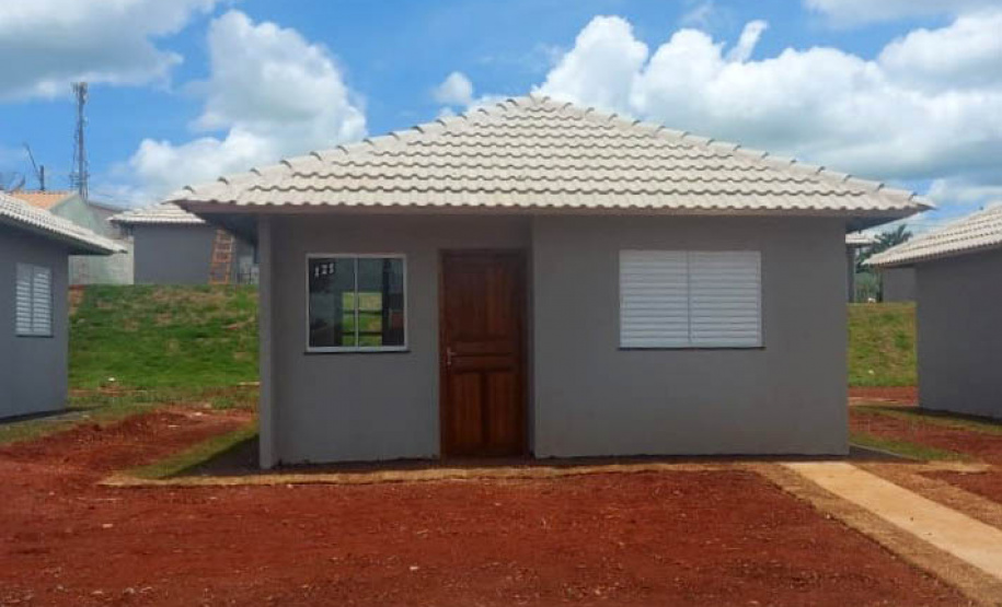 COHAPAR - Fotos das casas entregues em Sta Cruz de Monte Castelo
