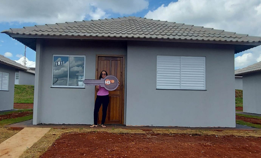 COHAPAR - Fotos das casas entregues em Sta Cruz de Monte Castelo