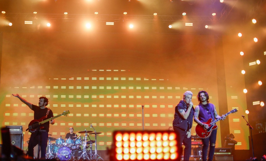 SHOW JOTA QUEST
