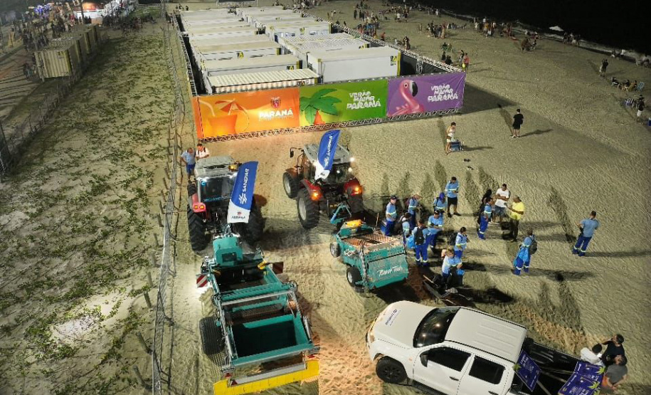Megaoperação na madrugada garante praias limpas poucas horas após shows no Litoral