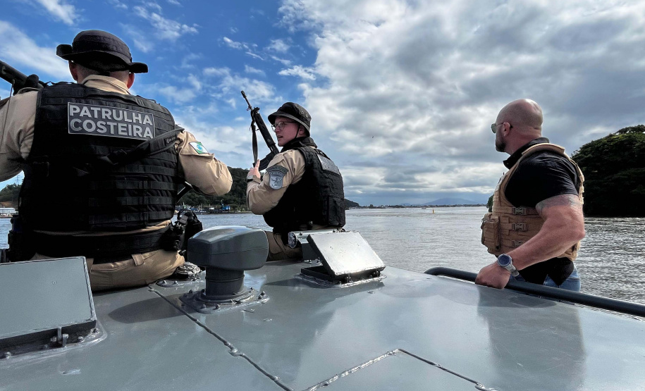 PCPR Operação Integrada reforça segurança na travessia de Guaratuba