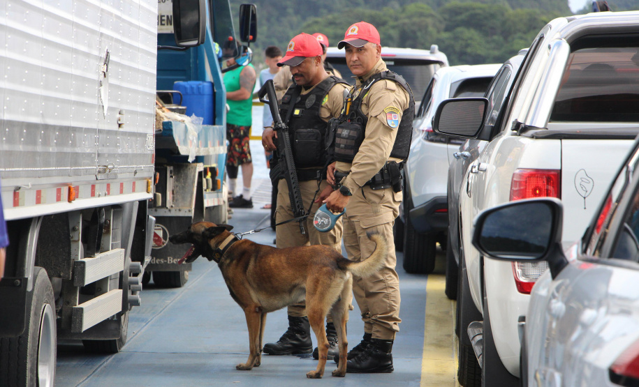 PCPR Operação Integrada reforça segurança na travessia de Guaratuba