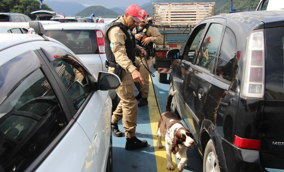PCPR Operação Integrada reforça segurança na travessia de Guaratuba