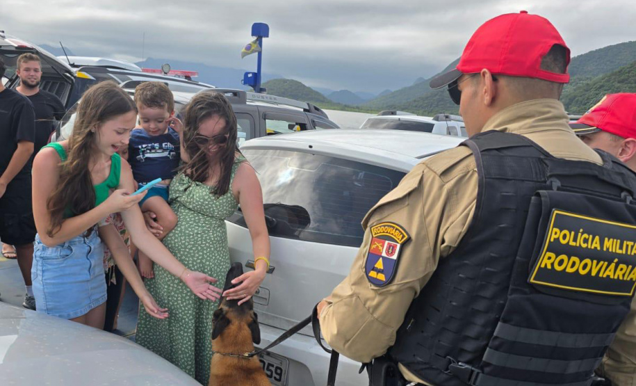 PCPR Operação Integrada reforça segurança na travessia de Guaratuba