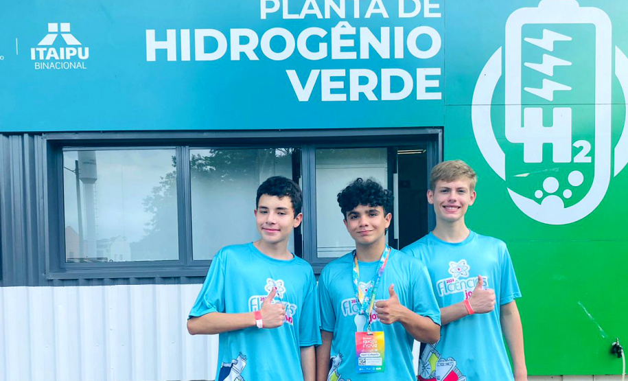 Robótica e tecnologia: estudantes da rede estadual deixam legado de inovação em escolas do Oeste