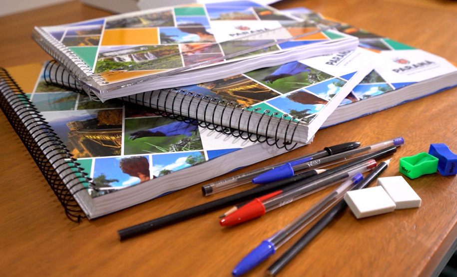 KIT VOLTA AS AULAS MATERIAL E PERSONAGENS