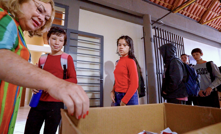 KIT VOLTA AS AULAS MATERIAL E PERSONAGENS