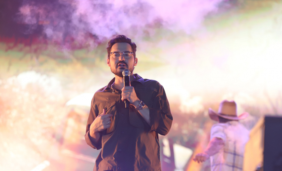 Fernando e Sorocaba em Matinhos