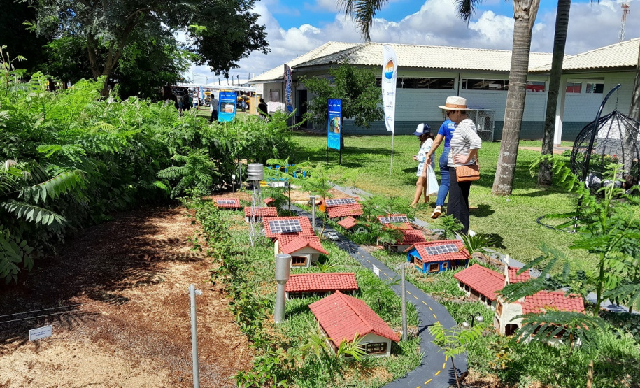 Praça das Águas atrai milhares de visitantes no Show Rural