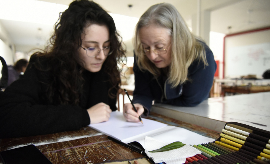 Academia Alfredo Andersen divulga período de inscrições para oficinas do 1.º semestre