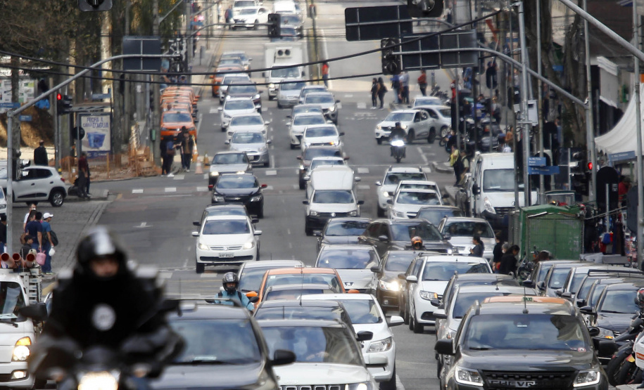 Um a cada quatro motoristas paranaenses já quitou o IPVA 2025