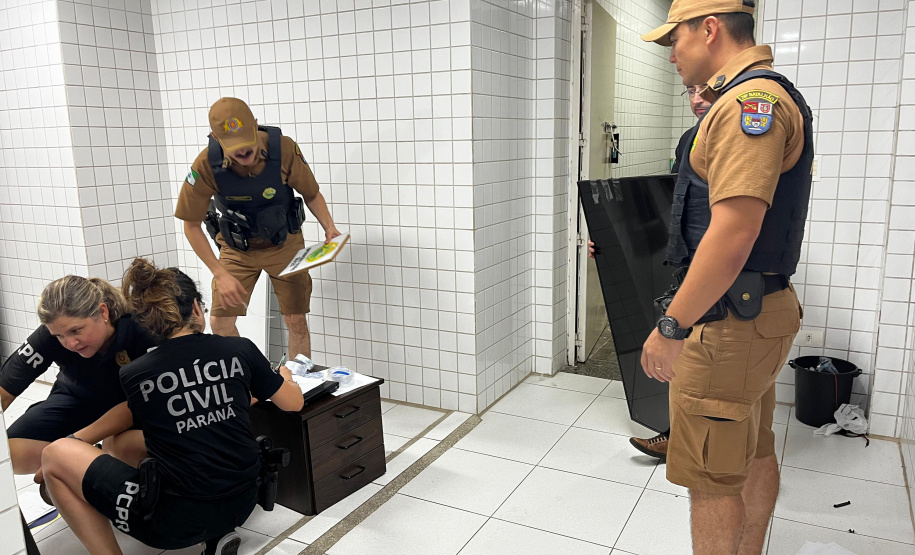 PCPR e PMPR apreendem mais de 100 televisores provenientes de estelionato em Matinhos