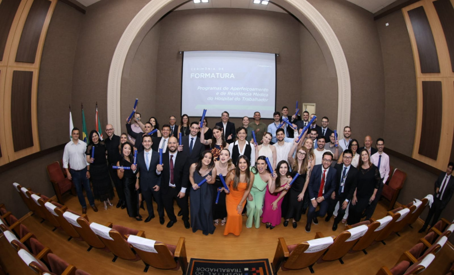 Hospital do Trabalhador forma novos especialistas e reforça assistência à população