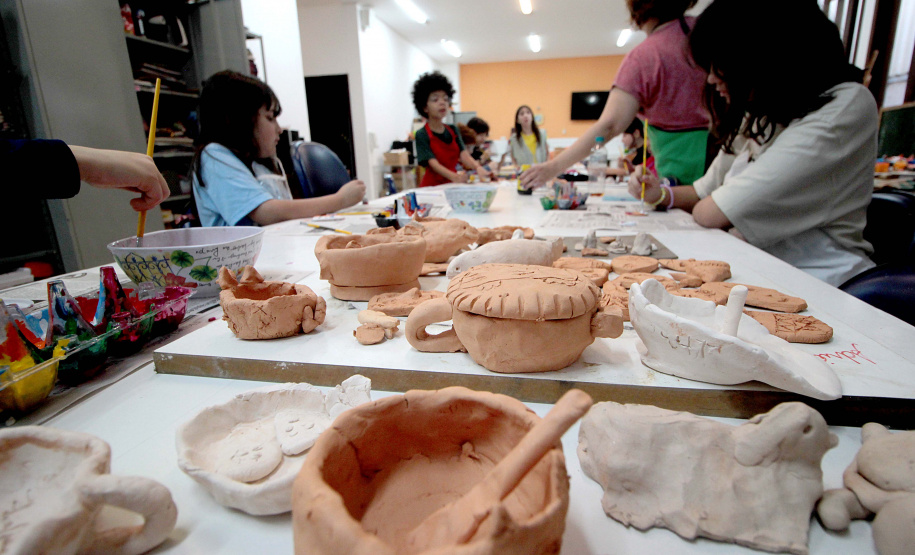 Centro Juvenil de Artes abre inscrições para oficinas do 1º semestre de 2025