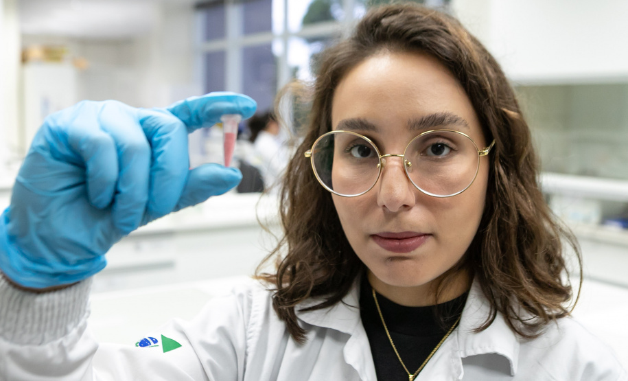 POLÍCIA CIENTÍFICA - COCAÍNA ROSA