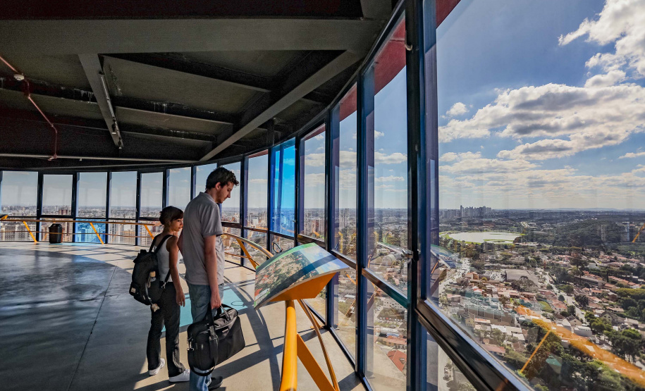 Cataratas, Linha Turismo e Litoral: turistas movimentam diferentes regiões do Paraná em janeiro