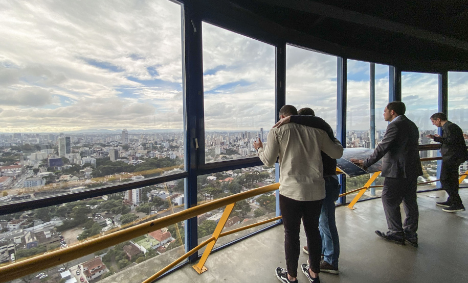 Cataratas, Linha Turismo e Litoral: turistas movimentam diferentes regiões do Paraná em janeiro