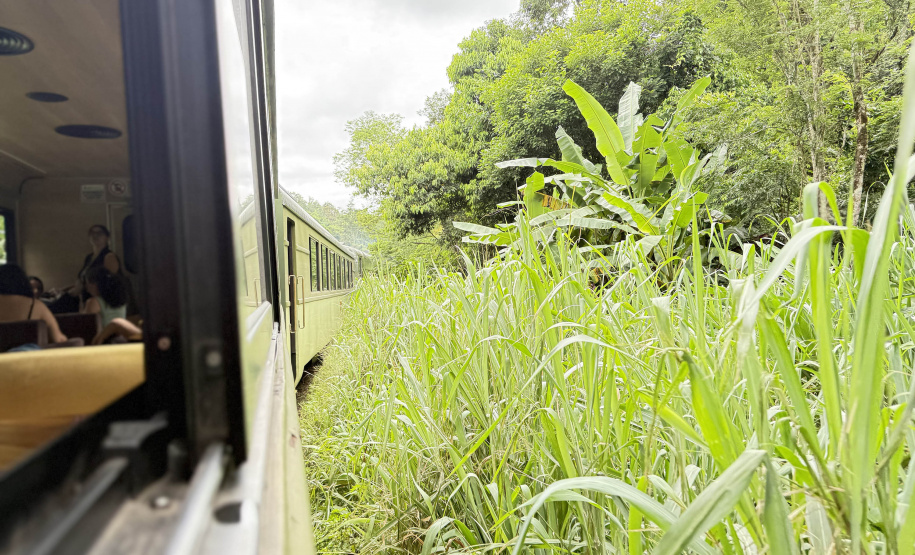 -Estrada de Ferro Paranaguá-Curitiba celebra 140 anos de história, desenvolvimento e turismo