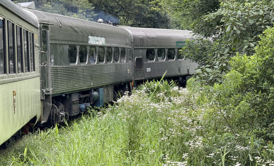 -Estrada de Ferro Paranaguá-Curitiba celebra 140 anos de história, desenvolvimento e turismo