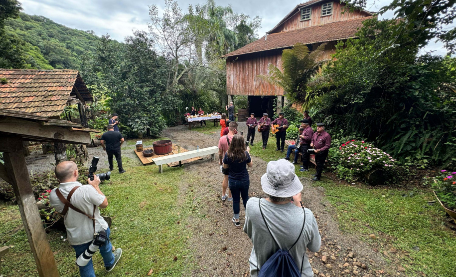 SETU CAMINHO DO VINHO BITURUNA