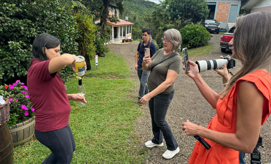 SETU CAMINHO DO VINHO BITURUNA