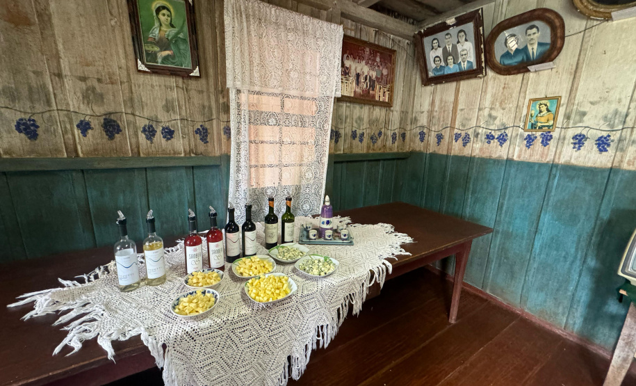 SETU CAMINHO DO VINHO BITURUNA