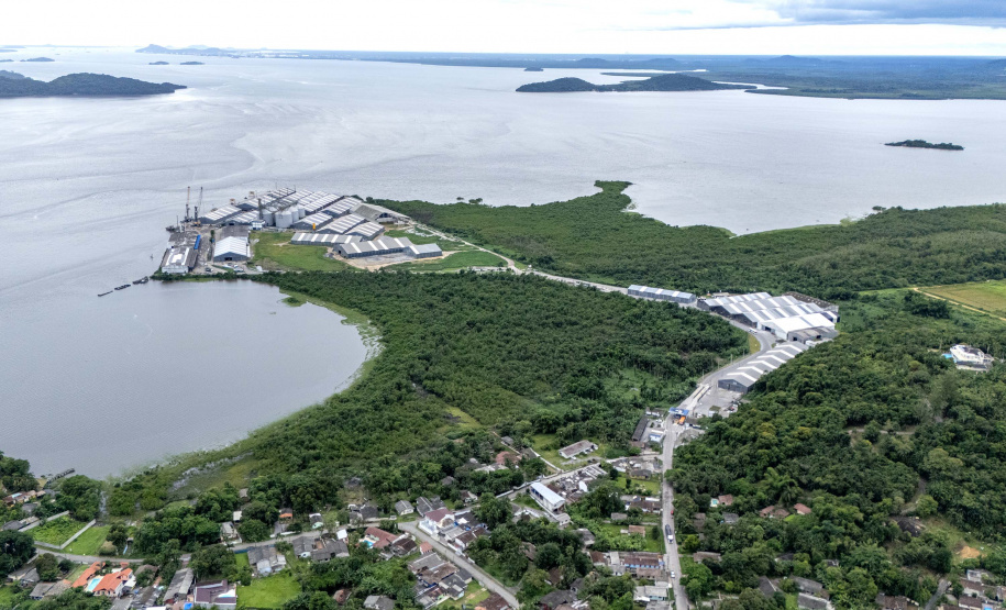 Portos do Paraná investe R$ 18,4 milhões em obras nas principais vias de Antonina