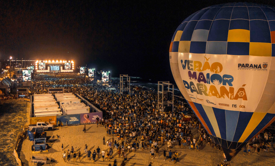 Matinhos, 22 de fevereiro de 2025 - Show da banda Titãs no paldo do Verão Maior Paraná em Caiobá.