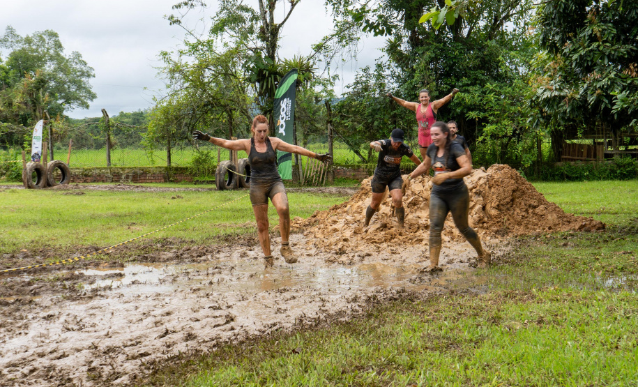 DESAFIO DE OBSTÁCULO ANTONINA