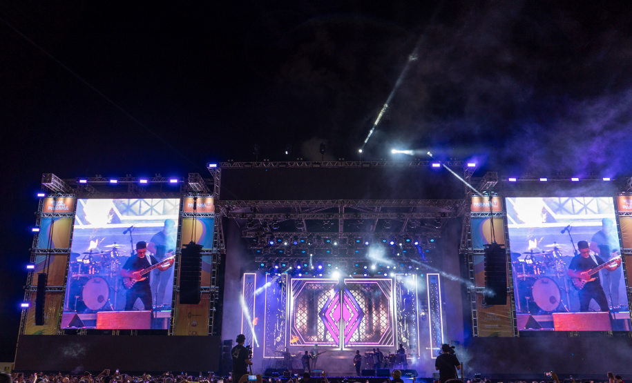 SHOW JOÃO NETO E FREDERICO