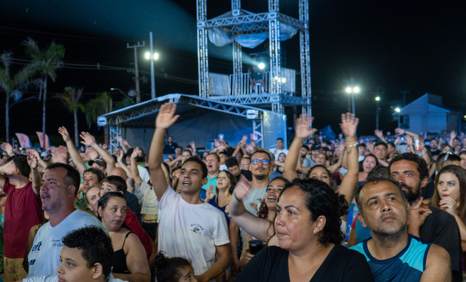 SHOW JOÃO NETO E FREDERICO
