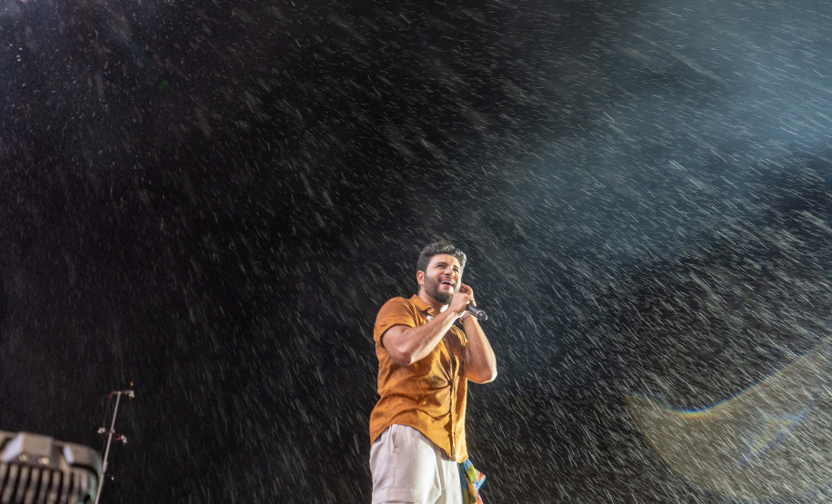 Show de Thiago Carvalho, em Pontal do Paraná