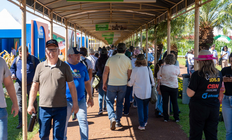 Com recorde de público já na abertura, Show Rural é vitrine para todos os públicos