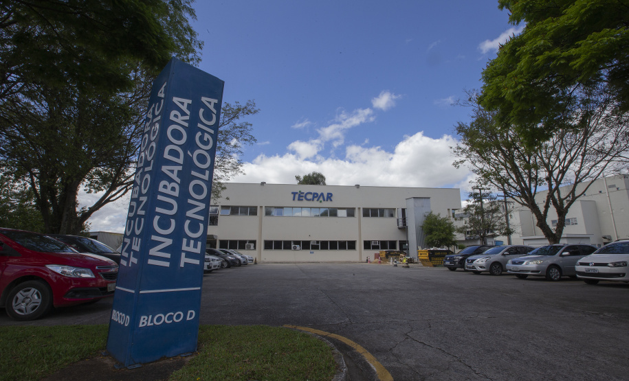 Tecpar seleciona empresas para seu programa de incubação tecnológica