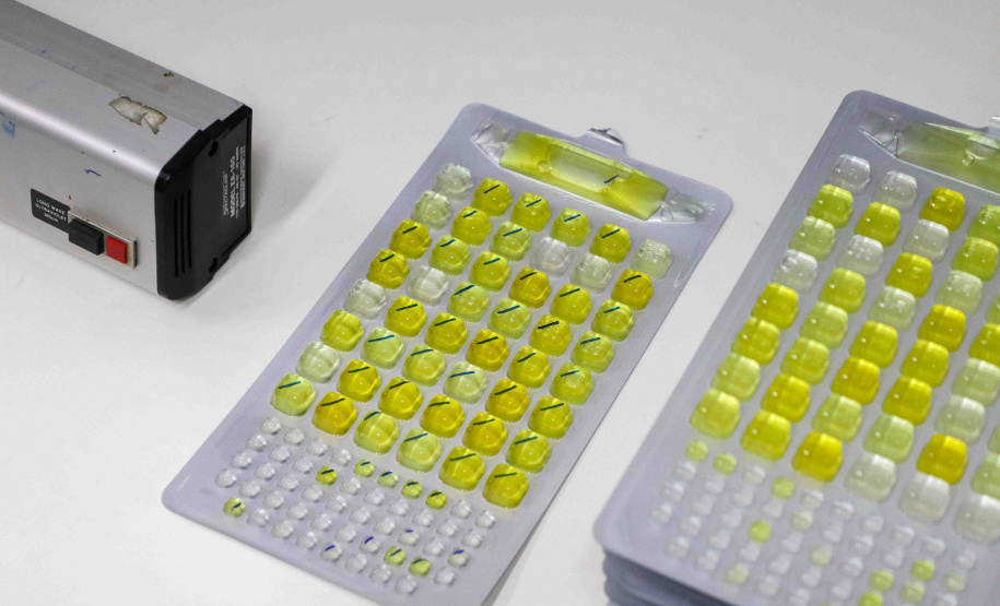 Composto por três laboratórios, a estrutura do IAT faz análises regulares de amostras de água, solo, sedimentos e peixes para a identificação de contaminantes e poluentes