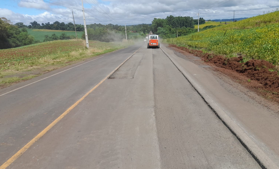 DER MATERIAL FRESADO