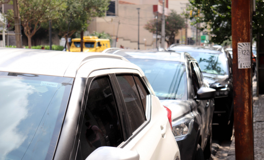 Prazo para pagamento do IPVA 2025 de veículos com final de placa 5 e 6 encerra nesta segunda-feira