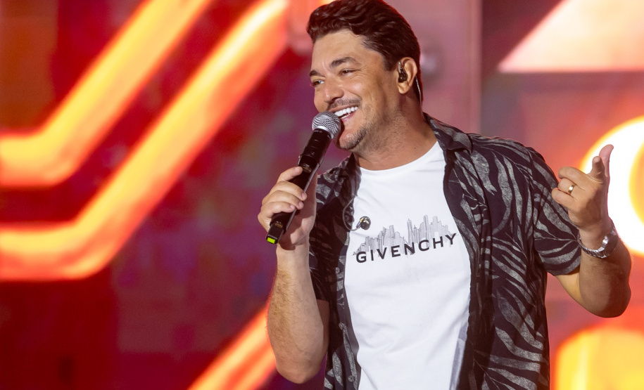 Pontal do Paraná, 21 de fevereiro de 2025 - Show de George Henrique e Rodrigo, no Centro de Eventos Marisol, dentro da programação do Verão Maior Paraná.