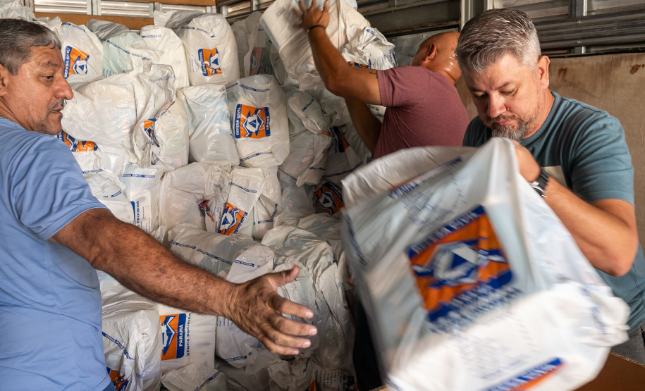 Curitiba, 09 de fevereiro de 2025 - O Governo do Paraná encaminha kits de limpeza e higiene para os munícipios de Morretes e Antonina, afetados pelas chuvas.