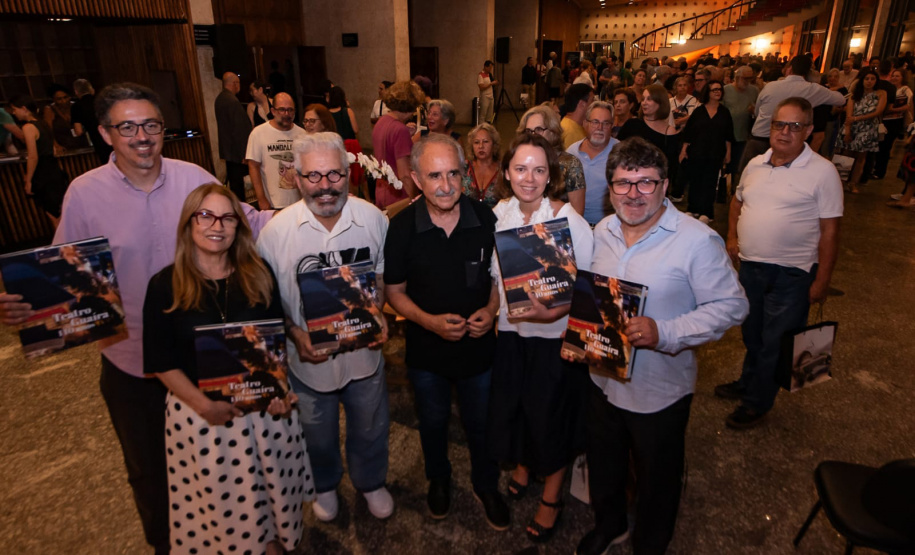 TEATRO GUAÍRA LANÇAMENTO LIVRO 140 ANOS