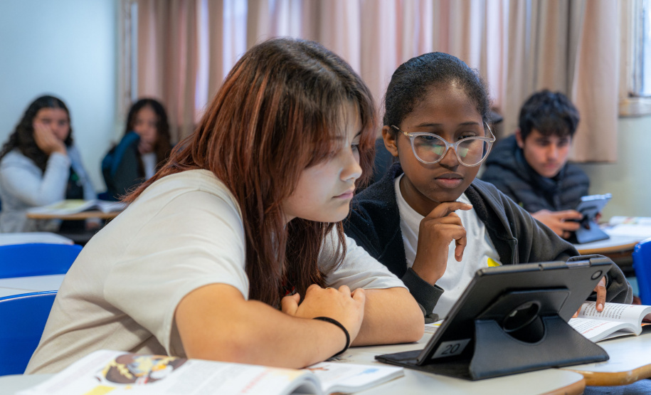 SEED SOLUÇÕES SALAS DE AULA PR