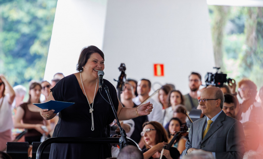 MON ficou lotado para celebrar a genialidade de Mozart com a Orquestra Sinfônica do Paraná, sob a regência do maestro Roberto Tibiriçá e a participação especial da soprano Marília Vargas.