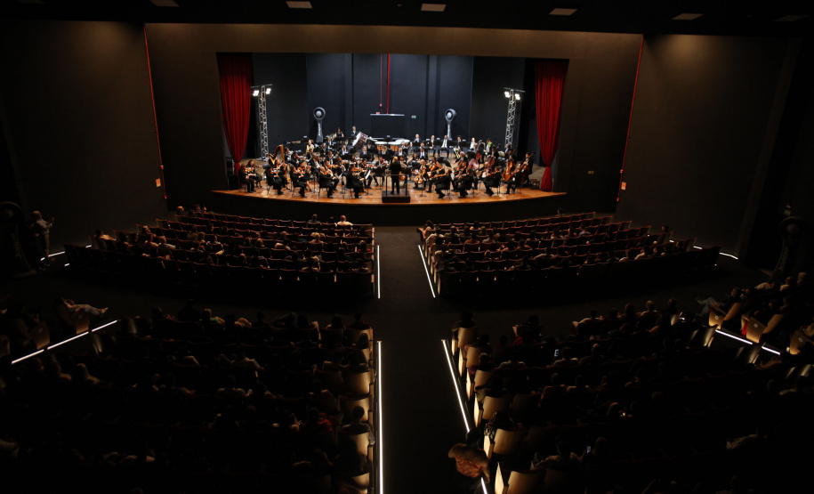 Orquestra Sinfônica encanta moradores de Almirante Tamandaré