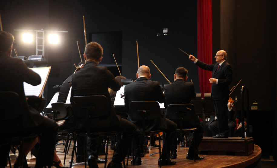Orquestra Sinfônica encanta moradores de Almirante Tamandaré