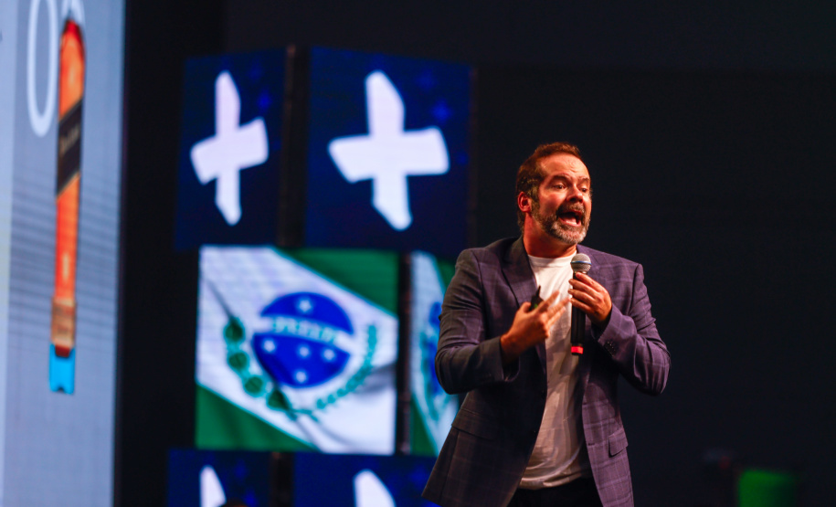 Palestra “DNA inovador para gestão” - Tadeu Barros