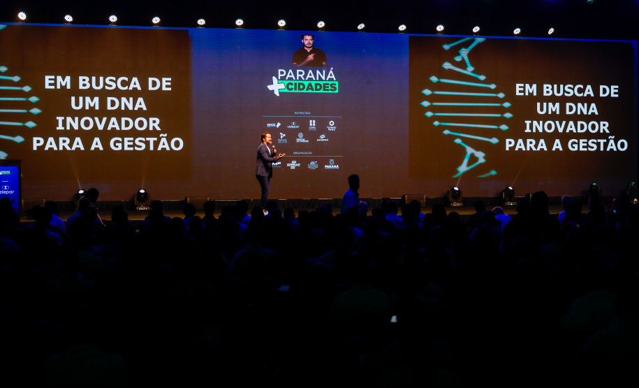 Palestra “DNA inovador para gestão” - Tadeu Barros