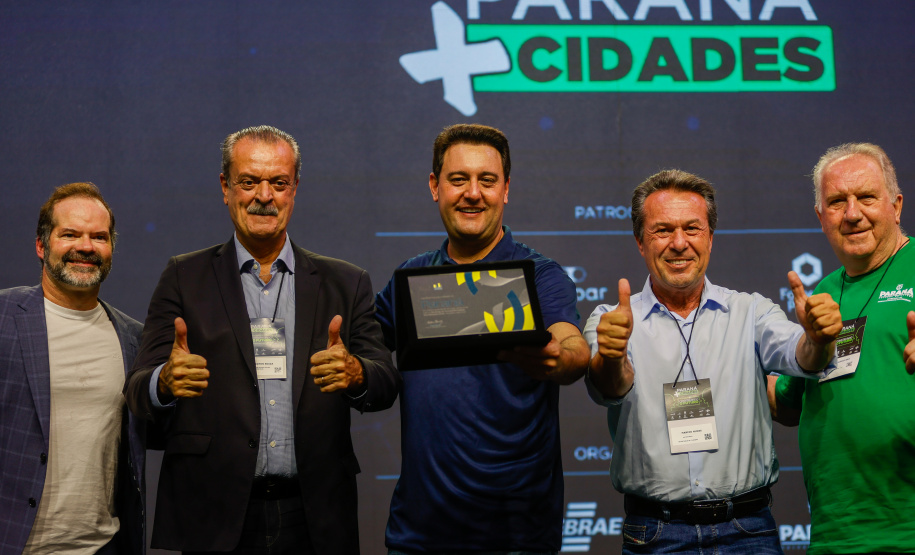 Palestra “DNA inovador para gestão” - Tadeu Barros