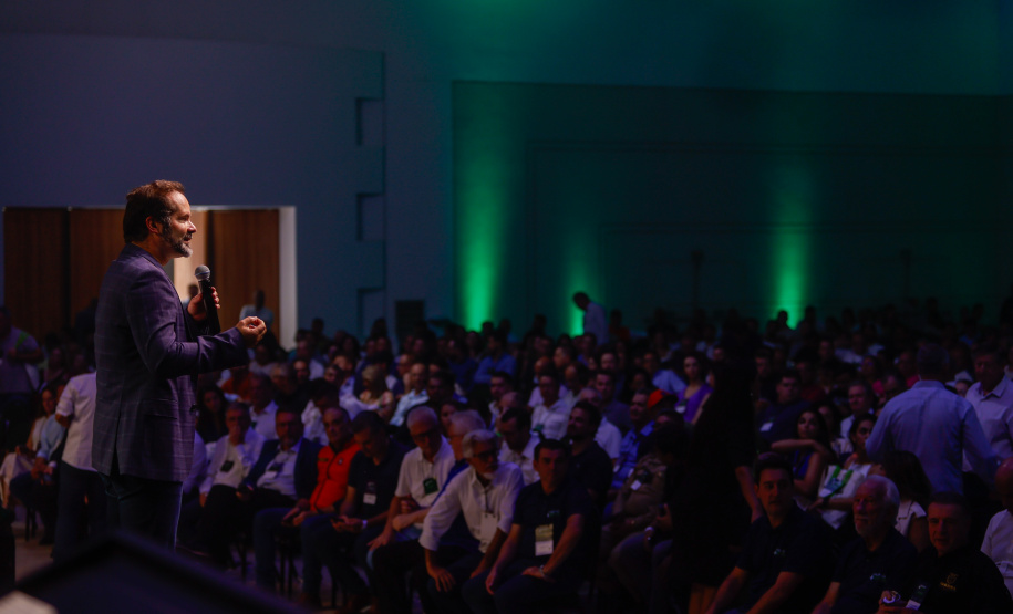 Palestra “DNA inovador para gestão” - Tadeu Barros