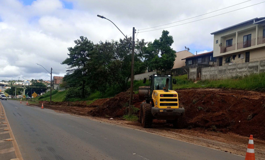 Aviso interdição rua em Telêmaco Borba