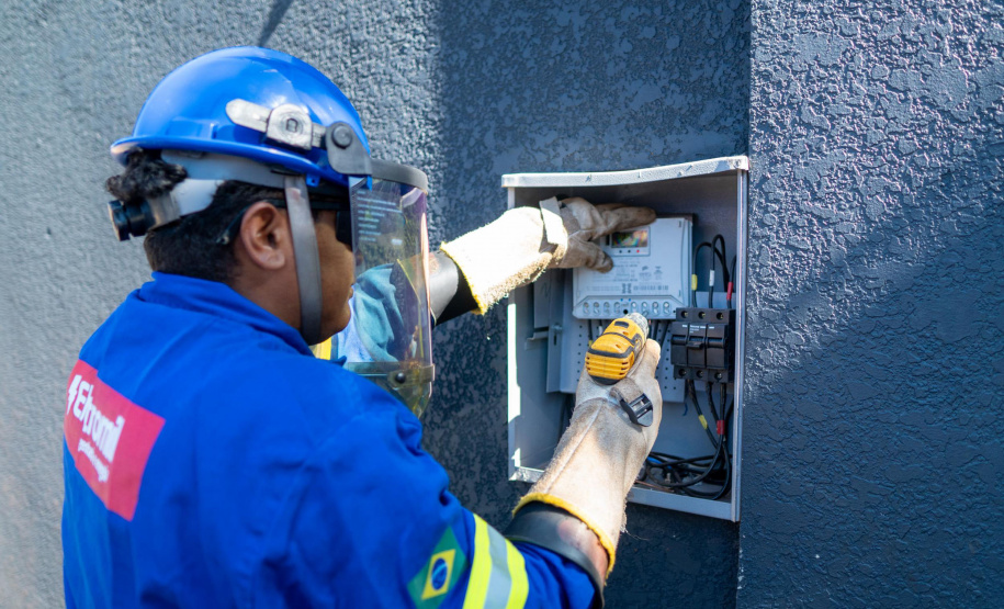 Tecnologia inteligente da Copel transforma distribuição de energia em mais nove municípios do Oeste